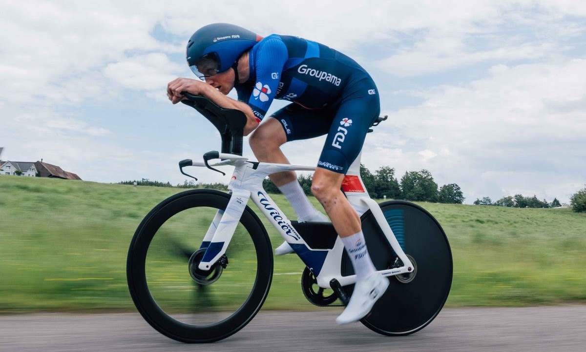 wilier triestina supersonica slr stefan kung